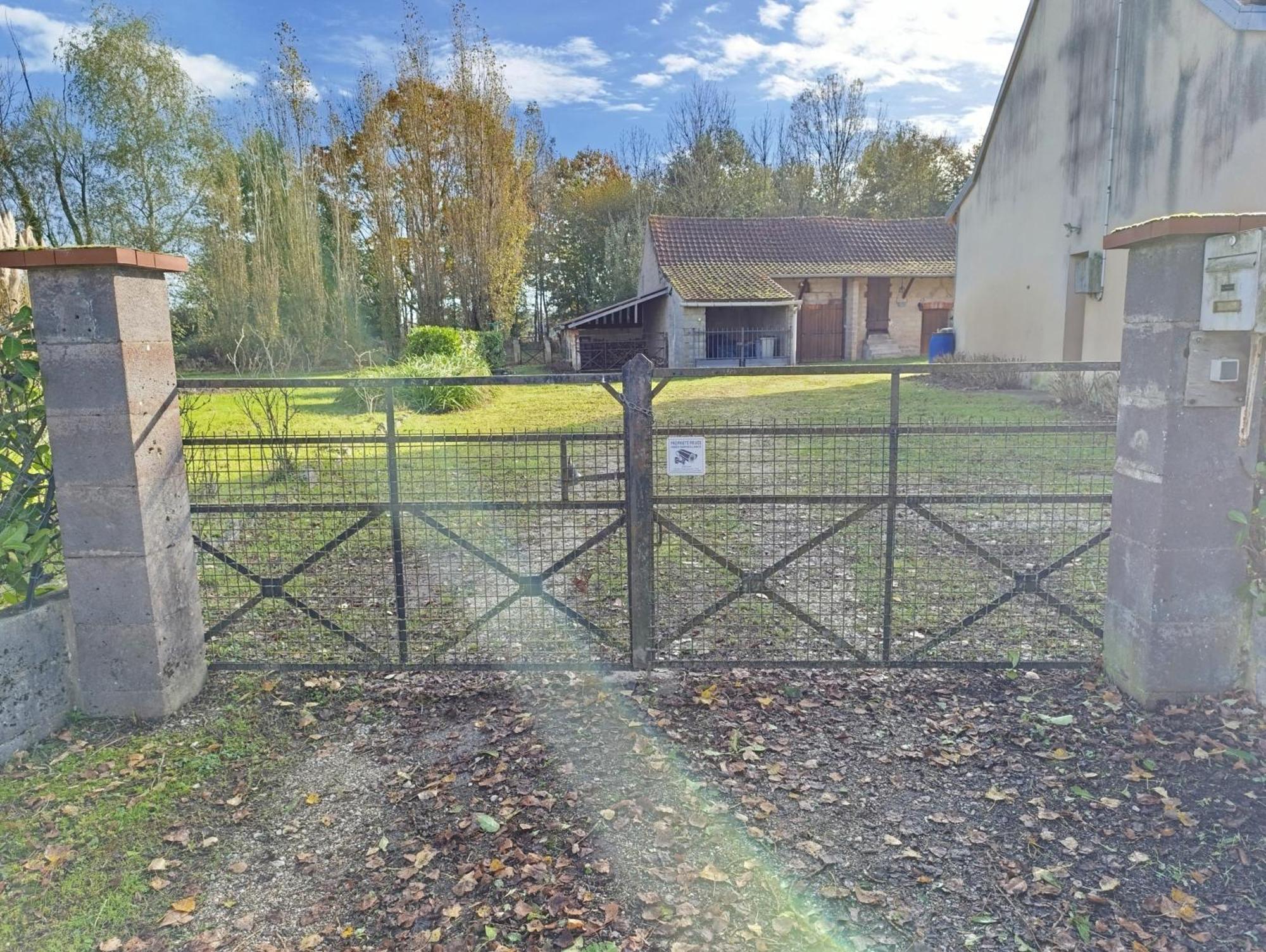 Florelia Jurassienne Beauvoisin  Exterior photo